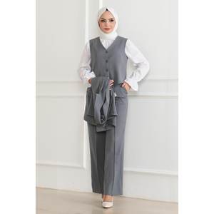 Ensemble trois pièces gris MSW19222-5 – Gilet décontracté et sexy style club avec haut long et bas mi-long assorti pour la saison d'automne - Product Image 1