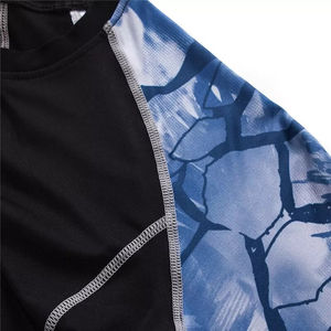 Calidad superior Precio competitivo Hombres Rash Guard para entrenamiento Venta caliente Producto personalizado Hombres Rash Guard - Product Image 4