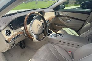 รถยนต์มือสอง พวงมาลัยซ้าย/ขวา ปี 2016 เมอร์เซเดส-เบนซ์ S550 - Product Image 2