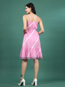 Robe élégante pour femme, à fleurs, droite, longueur genou, bretelles spaghetti, hiver, OEM, sexy, décontractée, en coton, lavable à la main - Product Image 3