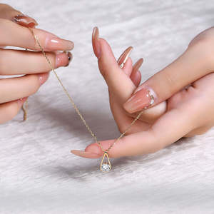 Collar con Colgante de Plata de Ley con Piedra de Moissanita de 1.00 Quilates, Color D, Claridad VVS1, Forma de Lágrima, Joyería Fina para Mujer, Moderno, para Aniversario - Product Image 4