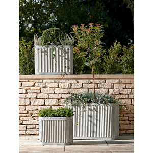 Jardinière en fer personnalisable et élégante dans un pot de fleurs moderne d'extérieur et de luxe pour la maison et le jardin - Product Image 3