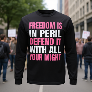 Camiseta de Manga Larga Defend Freedom with All Your Might - Producto Promocional - Product Image 3