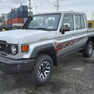 REMISE/VENTE UTILISÉ 2016 2017 2018 Toyotta LandCruiser Pick-up à double cabine conduite à gauche et conduite à droite disponibles - Product Image 1