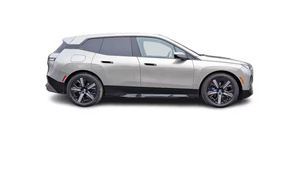 Clean used 2025 B M W iX xDrive50 - Product Image 6
