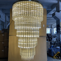Lustre moderne de luxe en spirale avec tiges en laiton, finition dorée, éclairage LED à économie d'énergie, lumière blanche chaude douce 2700K, abat-jour en albâtre
