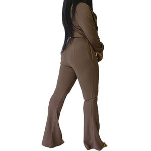 Chándal de mujer personalizado de alta calidad ajustado de algodón OEM conjunto de Jogger de gimnasio al por mayor ropa deportiva de moda para entrenar yoga - Product Image 4