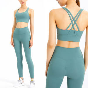 Ensemble de yoga respirant sur mesure 2023 pour femmes ensembles de soutien-gorge legging de couleur unie du fabricant OEM Pakistan grande taille - Product Image 6