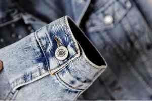 Ventes en gros de manteaux pour femmes grande taille multicolores à boutons, nouvelle mode, et vestes en jean, hiver 2024, vestes en jean personnalisées - Product Image 6