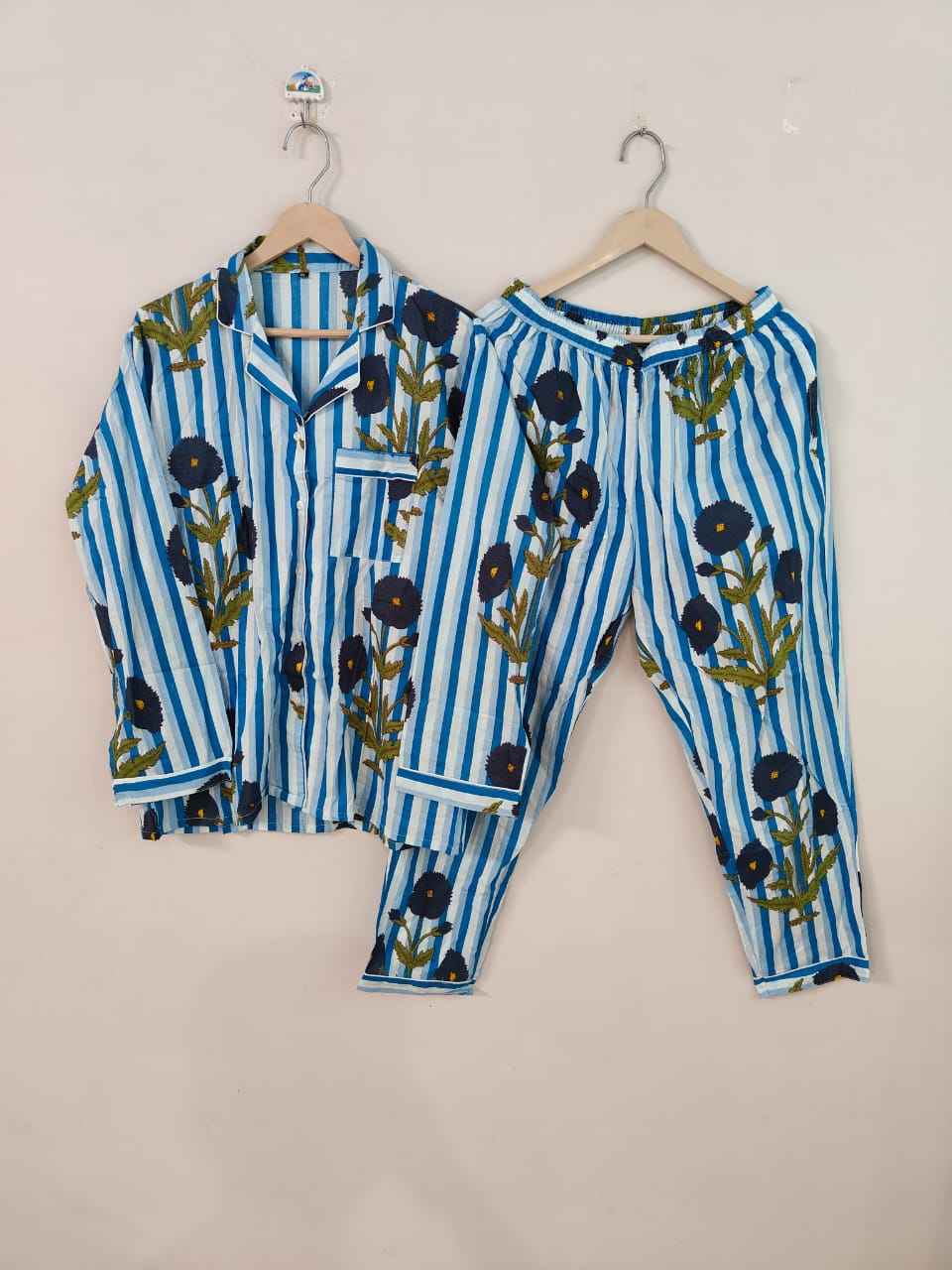 ดูภาพนี้