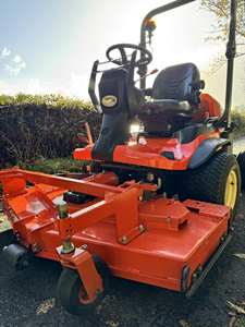 เครื่องตัดหญ้ามือสอง Kubota ขนาดเล็ก (101 ซม.) ลดราคาพิเศษ เครื่องตัดหญ้าแบบนั่งขับสำหรับสวน ราคาขายส่ง เครื่องตัดหญ้าไฟฟ้า - Product Image 4