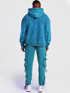 Conjunto de 3 piezas de invierno: Sudadera con capucha y pantalón cargo de algodón French Terry con bordado, lavado ácido y corte cropped. - Product Image 2