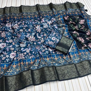 Tela de Seda de Lichi Suave y Pesada con Borde de Jacquard en Ambos Lados, Sari de Primera Calidad con Elegantes Borlas - Product Image 3