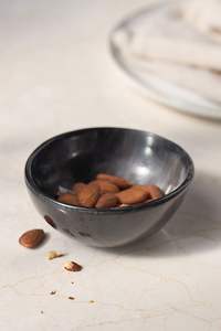 Ensaladera de cuerno de búfalo pulido y hecha a mano de lujo, ecológica y apta para lavavajillas con estilo de diseño decorativo sostenible - Product Image 5