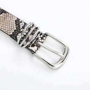 Cinturón de Cuero con Diseño Vintage Desgastado, Hebilla Antigua, Estilo Delgado para Atuendos Elegantes, Colores y Tallas Personalizables - Product Image 5