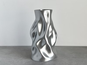 High-quality Decorative Aluminium <b>Vase</b> for Floral Styling in Home Luxury Resorts and Event Decorations - Product Image 4