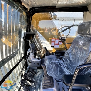 Vente flash : Excavatrice d'occasion Caterpillar CAT323D2L de haute qualité, en stock, modèle mini Hitachi ZX70, moteur Cummins, 8-10 tonnes de puissance de travail - Product Image 5