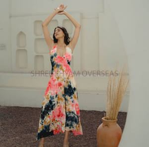 Diseño minimalista elegante rayón Multi-Dye sin mangas verano playa vestido Ajuste libre largo de una pieza estilo Halter cuello cinta - Product Image 2