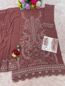 Costume pakistanais de haute qualité en faux georgette lourd avec broderie, travail de séquence et travail de khatli, costume pakistanais prêt à porter - Product Image 2