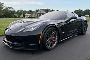 สภาพดีเยี่ยม รถมือสอง Chevrolet Corvette Z06 Coupe ปี 2015 เกียร์ธรรมดา 7 สปีด - Product Image 3