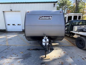 Remolque de Viaje Moderno y Ligero C-o-l-e-m-a-n Lantern Mini 2024 Usado, Premium para una Experiencia de Aventura al Aire Libre Inigualable, Comprar Ahora - Product Image 2