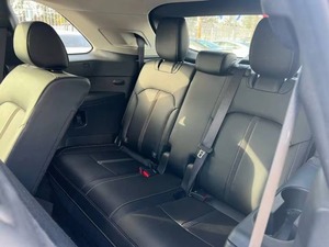 CX-90 3.3 Turbo Select 4dr SUV AWD usado en buen estado - Product Image 4