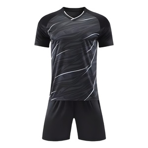 Maillot de football unisexe adulte respirant 100% polyester 180g à séchage rapide, col rond, manches courtes, personnalisable par sublimation avec noms et numéros d'équipe - Product Image 1