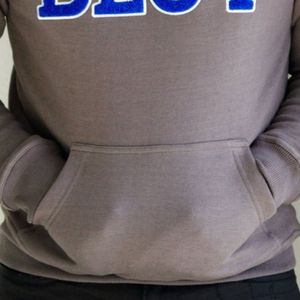 Phi Beta Sigma BLEU Chenille Hoodie Acier Gris Doux Coton Polaire Grec Vie Fraternité Pull à Capuche avec Poche Kangourou - Product Image 6