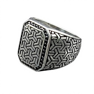 Anillo Étnico Hecho a Mano para Hombre, Diseño Geométrico Otomano, Chapado en Oro de 18K, Piedra de Circonita Cúbica Negra, Micro Pavé, Anillo de Plata Moderno - Product Image 1