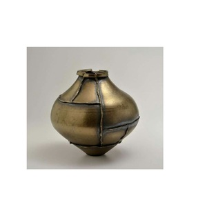 Design tendance Arts créatifs Vase en métal produit ménager Vase à fleurs et Pots couleur marron avec fournitures de décoration de table - Product Image 1