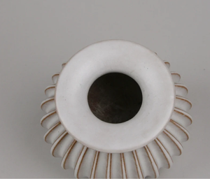 Vase en céramique danoise de luxe Schollert, style mid-century, vase Japandi, nervuré et texturé, décoration minimaliste pour la maison - Product Image 3