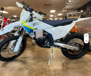 NUEVAS Motocicletas Todoterreno 300 TX 2025 - Product Image 5