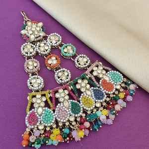 Pasa indien traditionnel de qualité supérieure pour les femmes, élégant accessoire de cheveux ethniques pour les mariages, Mehendi, Sangeet et festivals - Product Image 4