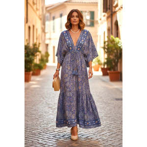 Vestido Largo con Estampado Floral, Cintura Imperio y Corte en A para Damas - Product Image 1