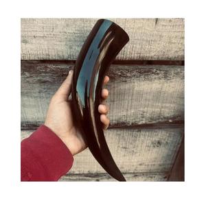 Authentique corne à boire viking gobelet de style médiéval rustique sculpté tankard de guerrier naturel fait à la main navire hydromel nordique - Product Image 3