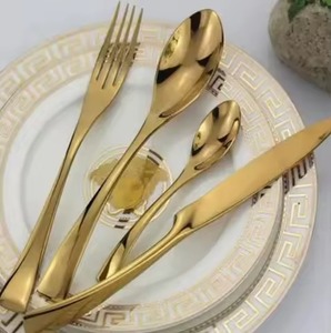 Ensemble de couverts modernes en laiton couverts élégants vaisselle de salle à manger de qualité supérieure pour la maison cuisine hôtel utilisation - Product Image 1