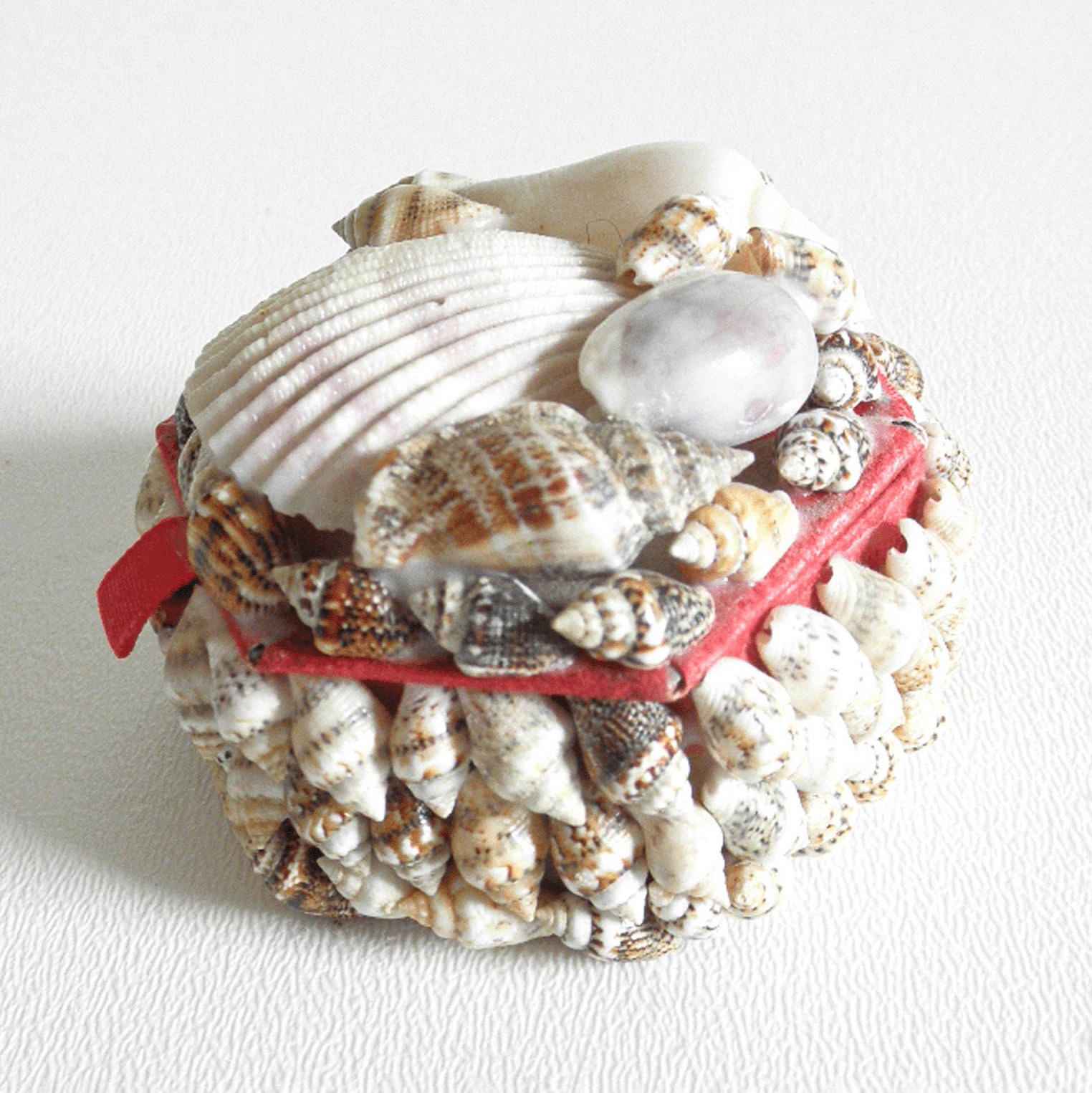 มีสีสัน