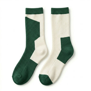 Urban Style Casual Athletic <b>Socks</b> Breathable Material Comfortable Fit Perfect For Regular Wear And Casual Outfits - Product Image 2