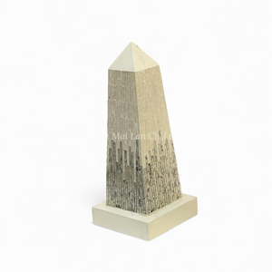 Sculpture en nacre naturelle, décoration artisanale pour la maison et le bureau - Product Image 2