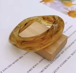 Brazaletes de Resina con Efecto Mármol, Hechos a Mano, Personalizables, Ecológicos, de Moda, Fabricante Exportador de la India - Product Image 5