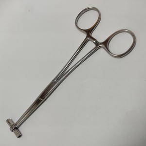 Venta al por mayor de Piercing para el cuerpo Tragus Bucket end fórceps alemán de acero inoxidable Piercing Clamp Pierceps Skin Piercing Plier - Product Image 3