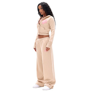 Conjunto Deportivo de Moda, Sudadera con Estampado Bordado, Top Corto de Manga Larga, Conjunto de Sudadera con Capucha y Pantalones Deportivos de Algodón para Entrenamiento, Correr y Deportes - Product Image 2