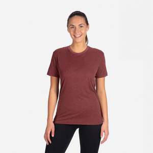 Camiseta Next Level 6410 de Algodón Peinado Anillado 60% y Poliéster 40%, con Logotipo Frontal, Anti-Pilling, Corte Regular para Hombre - Product Image 3