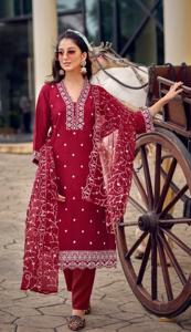 Ensemble Kurti en organza à broderies lourdes en soie Viscos Vatican, séchage rapide, pour femme, collection Diwali Salwar Kameez - Product Image 4