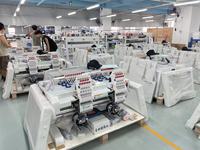 Máquina de Bordar Computarizada Yinghe Nueva de 9/12 Agujas con Doble Cabezal y Motor de 1000 RPM, Fácil de Operar para Coser Prendas