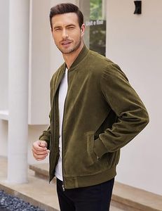 Blouson aviateur décontracté en daim vintage pour hommes, design universitaire léger, col montant, motif géométrique, fermeture éclair avant pour l'hiver - Product Image 4