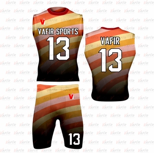 Uniforme de fútbol Vafir 7v7 Uniforme de compresión sublimada con casco acolchado y guantes transpirables para juegos 7v7 - Product Image 1