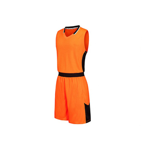 Uniformes de Baloncesto Reversibles Sublimados Personalizados al por Mayor, Económicos, 100% Poliéster, de Alta Calidad, con Logotipo Personalizado para Hombre - Product Image 4