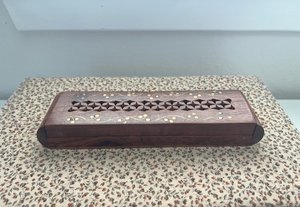 Quemador de Incienso de Madera Hecho a Mano, Sostenible y Duradero, para Incienso Indio y Uso Doméstico - Product Image 3