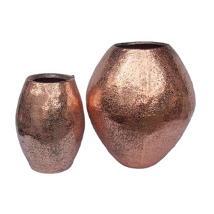Ensemble de 2 vases décoratifs artisanaux en métal pour table de mariage, hôtel, maison, restaurant ou café, décoration de table, porte-fleurs - Product Image 1